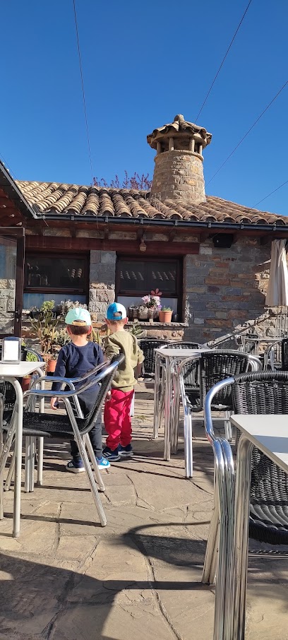 Restaurante Mora Nuei - C. Portal de Abajo, 2, 22330 Aínsa, Huesca, Spain