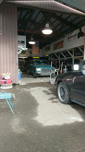 Tire Shop «Molalla Discount Tire», reviews and photos, 14377 S Macksburg Rd, Molalla, OR 97038, USA