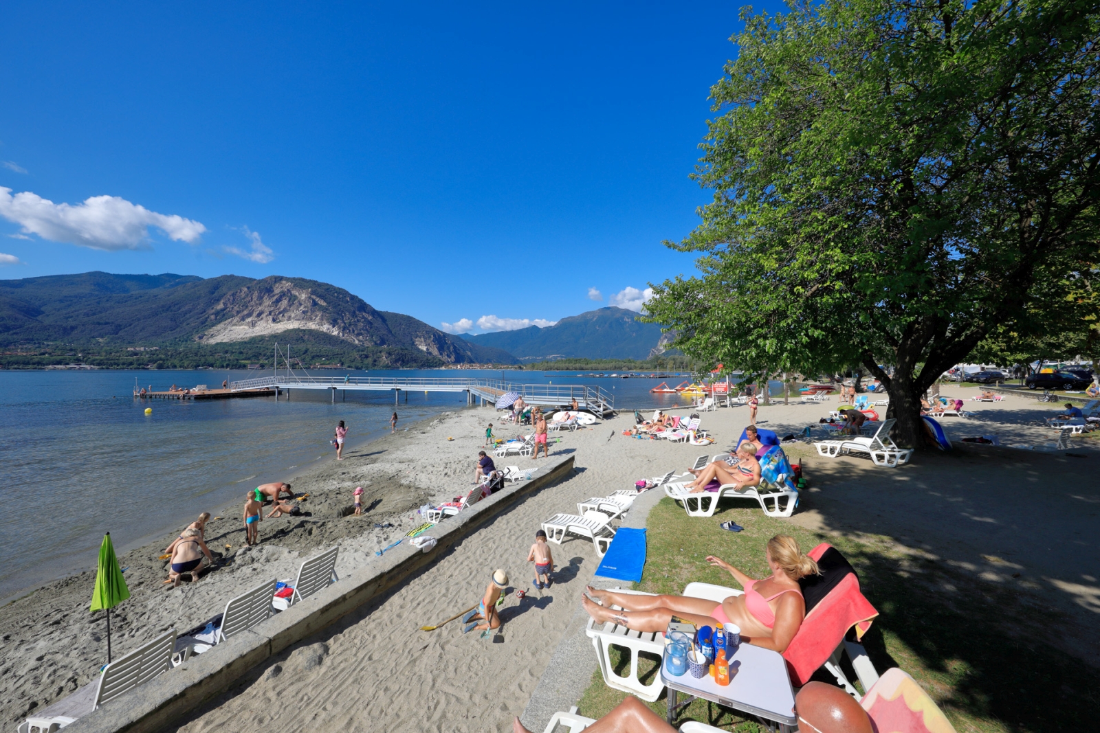 Photo of Spiaggia Isolino with spacious shore
