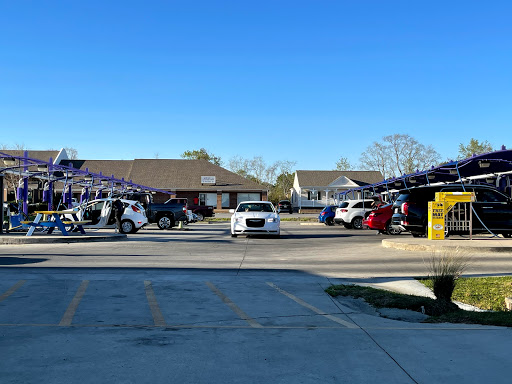 Classy Chassis Express Wash & Detail Center en Gulfport