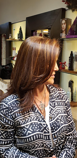 Day Spa «Applewoods Aveda Lifestyle Spa & Salon», reviews and photos, 1694 Market St, Weston, FL 33326, USA