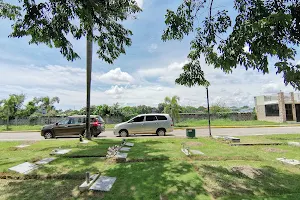 Taytay Memorial Garden image