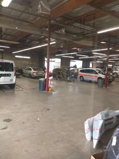 Auto Body Shop «Service King Collision Repair of Sacramento», reviews and photos, 1101 N D St, Sacramento, CA 95811, USA