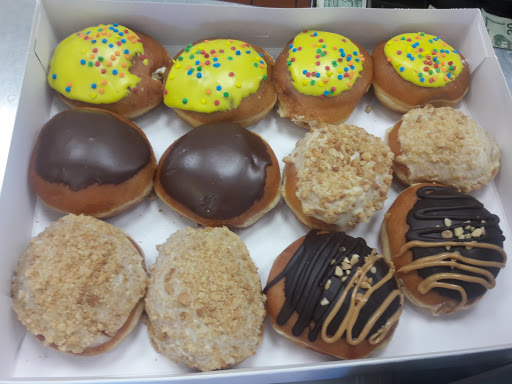 Donut Shop «Krispy Kreme Buford», reviews and photos, 3387 Buford Dr NE, Buford, GA 30519, USA