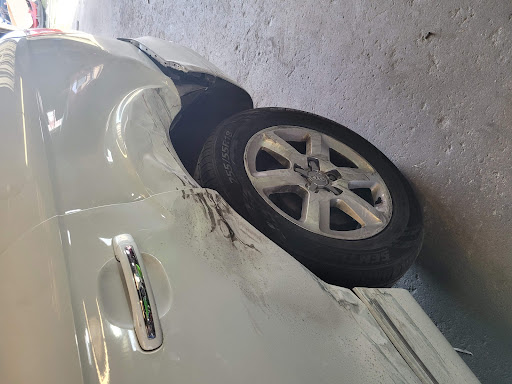 Auto Body Shop «Aimes Collision - European Auto Body Repair», reviews and photos, 11436 Reeder Rd, Dallas, TX 75229, USA