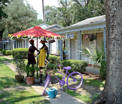 Quarter Moon Import Shop, 1641 Monroe St, Tallahassee, FL 32303, USA, 