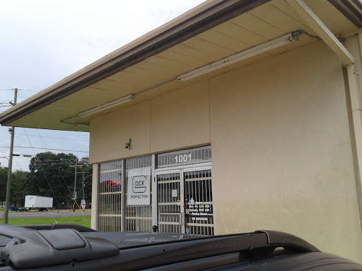 Musical Instrument Store «Pelican Pawn & Jewelry», reviews and photos, 1001 Florida Ave SW, Denham Springs, LA 70726, USA