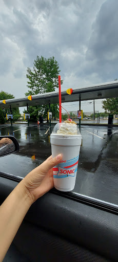 Fast Food Restaurant «Sonic Drive-In», reviews and photos, 1365 Old Boston Post Rd, Milford, CT 06460, USA