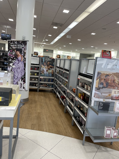 Hair Salon «Ulta Beauty», reviews and photos, 2915 Harrison Ave NW #255, Olympia, WA 98502, USA