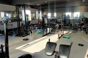 Fitness Freaks, Elite Unisex Gym image