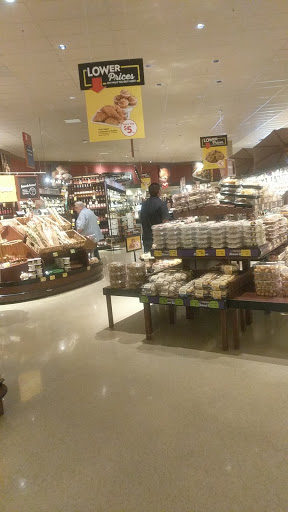 Grocery Store «Safeway», reviews and photos, 20620 W Homestead Rd, Cupertino, CA 95014, USA