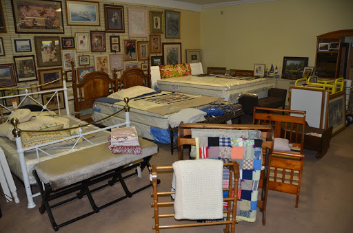 Furniture Store «Sell It Again Sam», reviews and photos, 5541 Doctor M.L.K. Jr Blvd, Anderson, IN 46013, USA