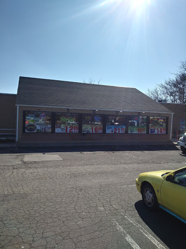 Liquor Store «Silverbrook Wine and Liquor», reviews and photos, 374 Boston Post Rd, Orange, CT 06477, USA