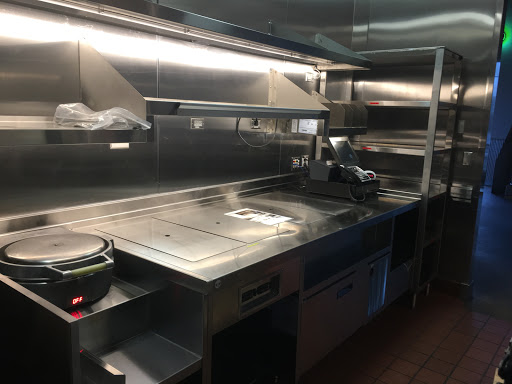 Mexican Restaurant «Chipotle Mexican Grill», reviews and photos, 1390 S Cooper St #100, Arlington, TX 76013, USA