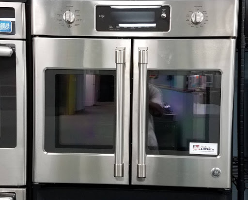 Appliance Store «Dick Van Dyke Appliance World», reviews and photos, 1611 Clearwater Ave, Bloomington, IL 61704, USA