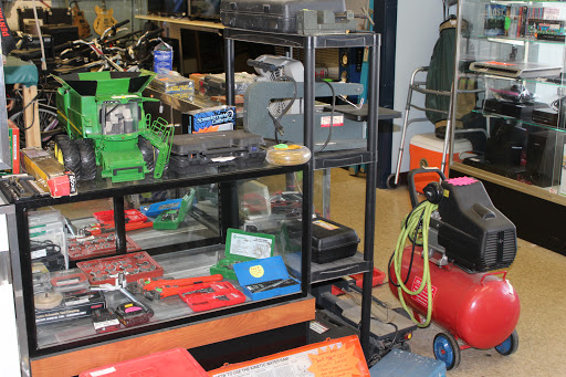 Pawn Shop «First Capitol Jewelry & Loan», reviews and photos, 2180 1st Capitol Dr, St Charles, MO 63301, USA