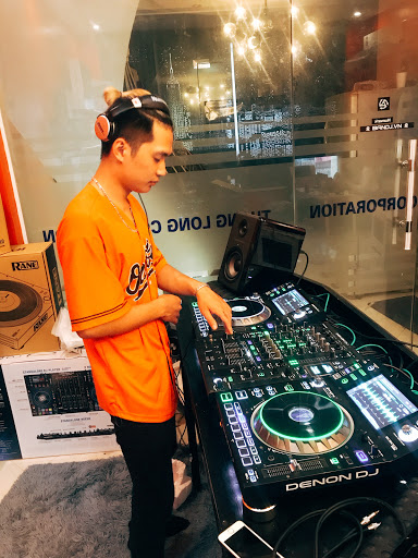 Hoang Hieu DJ World