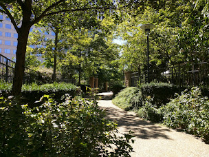 Photo n°30 de La Table des Artistes à Courbevoie ()