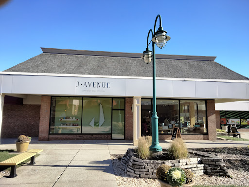 Shopping Mall «Kenny Centre», reviews and photos, 1141 Kenny Centre Mall, Columbus, OH 43220, USA