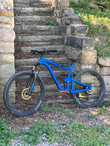 Bicycle Repair Shop «PRO BIKE+ South Hills», reviews and photos, 102 Fort Couch Rd, Pittsburgh, PA 15241, USA