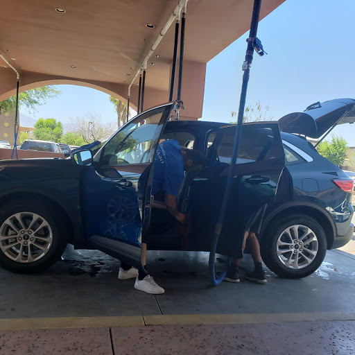 Car Wash «Executive CARWASH», reviews and photos, 77960 Country Club Dr, Palm Desert, CA 92211, USA