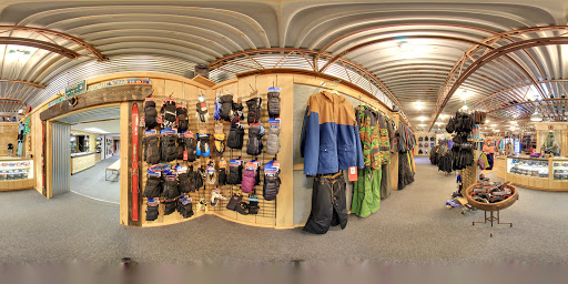 Snowboard Shop «Peak Ski & Snowboard Center», reviews and photos, 640 Center Rd, Pittsburgh, PA 15239, USA
