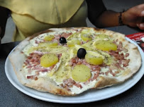 Plats et boissons du Restaurant italien Gourmandizz pizza à Poitiers - n°5