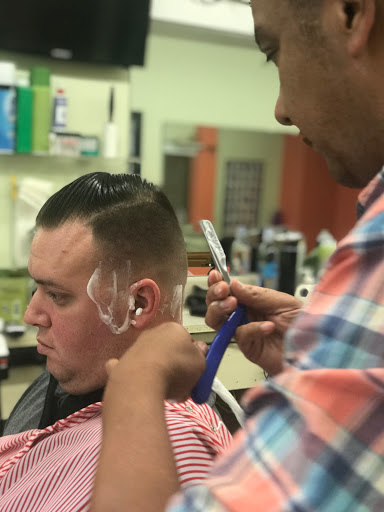 Barber Shop «East Patrick Barber Shop», reviews and photos, 43 E Patrick St Unit B, Frederick, MD 21701, USA