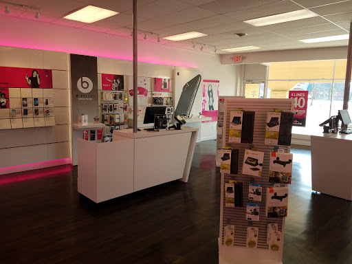 Cell Phone Store «T-Mobile», reviews and photos, 18585 Coastal Hwy #12, Rehoboth Beach, DE 19971, USA