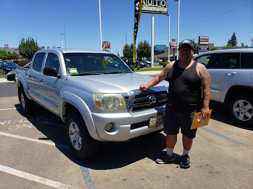 Used Car Dealer «Eddies Auto World», reviews and photos, 4889 N Blackstone Ave, Fresno, CA 93726, USA