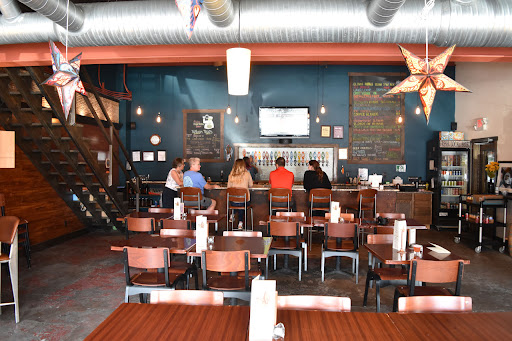 Beer Distributor «Peace Tree Brewing Co & Taproom», reviews and photos, 107 W Main St, Knoxville, IA 50138, USA