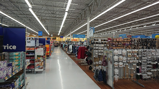 Department Store «Walmart Supercenter», reviews and photos, 1100 New Haven Rd, Naugatuck, CT 06770, USA