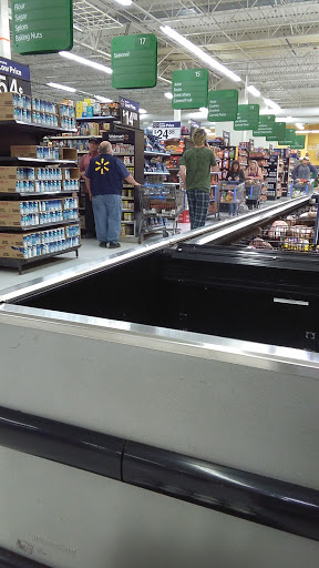Department Store «Walmart Supercenter», reviews and photos, 3115 Edgar Brown Dr, West Orange, TX 77630, USA