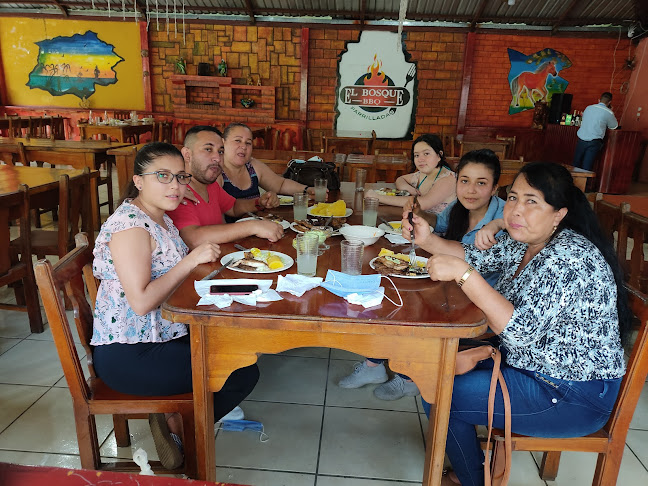 Opiniones de Parrriladas El Bosque en Guayaquil - Restaurante
