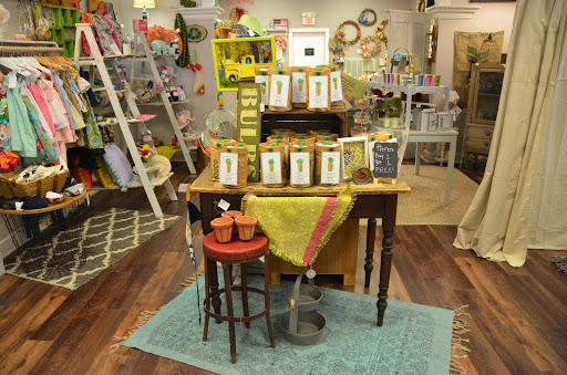 Boutique «Oak & Lace», reviews and photos, 802 S Main St, Columbia, TN 38401, USA