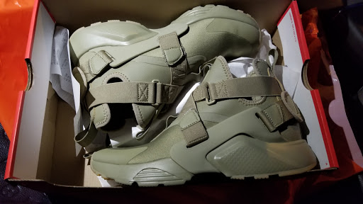 Clothing Store «Nike Factory Store», reviews and photos, 14500 W Colfax Ave #359-B, Lakewood, CO 80401, USA