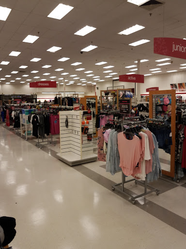 Department Store «T.J. Maxx», reviews and photos, 14 Candlewood Lake Rd, Brookfield, CT 06804, USA