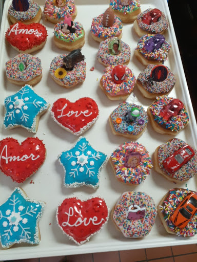 Donut Shop «Denton Donuts», reviews and photos, 505 W University Dr, Denton, TX 76201, USA