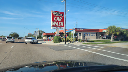 Eager Beaver Car Wash en Venice
