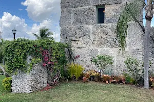 Coral Castle image