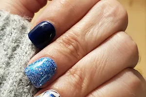 Wonder Nails image