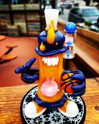 Tobacco Shop «Ace Tobacco Shop», reviews and photos, 2501 Lake Ave, Altadena, CA 91001, USA