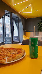 Photo n°34 de Five Pizza Original - Bordeaux Ste Catherine à Bordeaux ()
