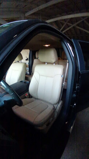 Trojan Upholstery & Auto Detailing en Troy