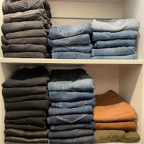 Hang It Up Laundry Service - Photo 4 - Car repair in , Pasadena