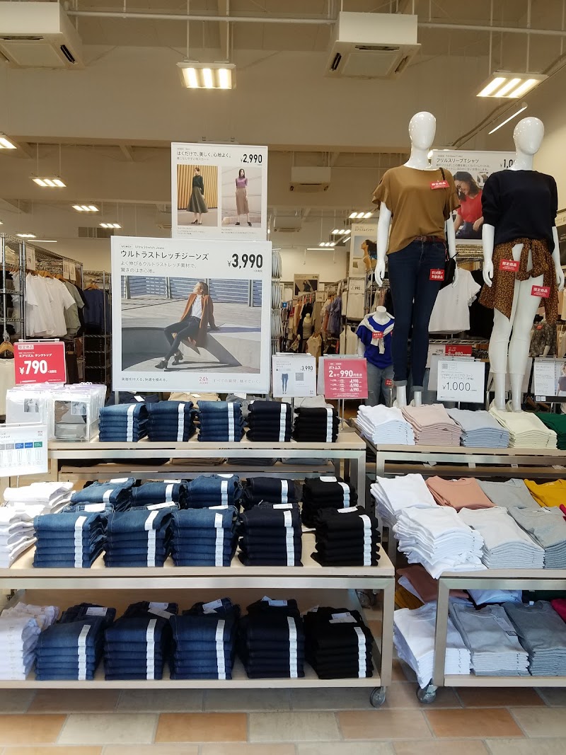 ユニクロ あづみの穂高店 長野県安曇野市穂高 衣料品店 グルコミ