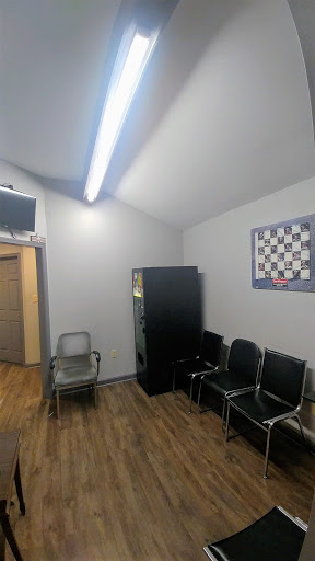 Car Dealer «G & M Auto Sales», reviews and photos, 106 W 14th St, Front Royal, VA 22630, USA