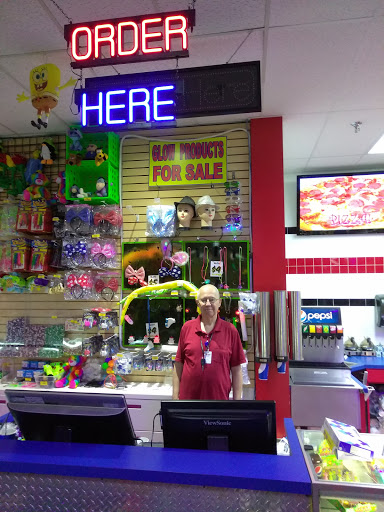 Roller Skating Rink «Bonaventure Always Family Friendly Skating Center And Birthday Parties», reviews and photos, 24505 Halsted Rd, Farmington Hills, MI 48335, USA