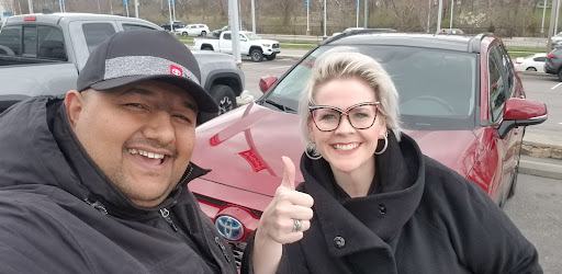 Toyota Dealer «Molle Toyota», reviews and photos, 601 W 103rd St, Kansas City, MO 64114, USA