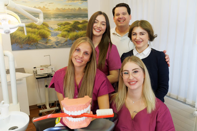 Zahnarztpraxis Lächeln und Beissen | Zahnarzt Herisau